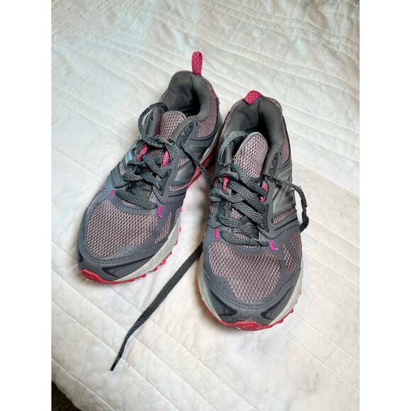 Women’s New Balance 412 Running Athletic Training Shoes Sz 9.5‎ Gray Pink - Picture 5 of 7